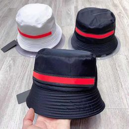 2021 luxury designer Whole-Summer Bucket Hat Protection Fishing Brand high quality Pure Colour letters Bob Boonie leather Bucke245w