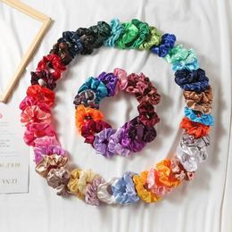 Solid Women Elastic Hair Scrunchies Stretchy Satin Scrunchy 54 Colours Head Band Ponytail Hairbands Girls Hair Rope Hair Ties 108QH