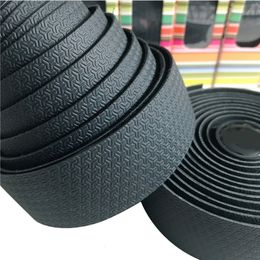 Bike Handlebars Components Bicycle Handlebar Tape Mamba Pattern Breathable Belt PU Wear-resistant Non-slip Pattern Road Bicycle Handlebar with Plug 230614