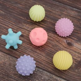 HOOPET 6pcs/lot Bite-resistant Molar Pets Toys Dog Puppy Cat Ball Teeth Toy Chew Sound Dogs Play Squeak Toys Pet Supplies