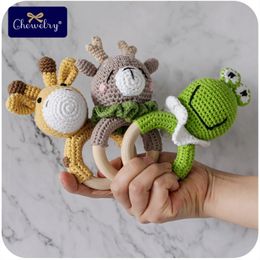 Rattles Mobiles 1pc Baby Wooden Teether Natural Teething Grasping Toys Mobile Pram Crib Ring Crochet Rattle Soother Nursing Educational 230615