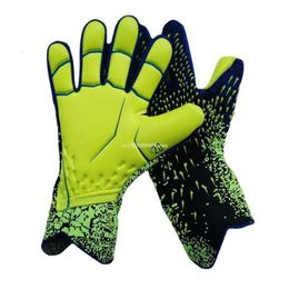 Balls Goalie Soccer Glove Football with Finger Support Goalkeeper 5 Sizes Dropship 230615