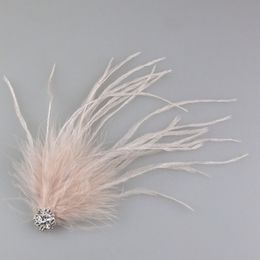 Pins Brooches Handmade Crystal Ostrich Hair Feather Designer Brooch Pin For Men Suit Wedding Jewelry Accessories Clothing Corsage Gift Luxury 230615