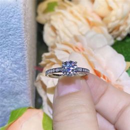 Cluster Rings D Colour VVS1 Moissanite Diamond Ring Passed Test Perfect Cut AU750 Platinum Bride Getting Married Jewellery