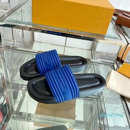 2023-Designer summer sandals Boston cork platform slippers Fashion leather Casual shoes Women Men outdoor Flat Sliders