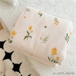 Blanket Print Knitted Cotton Cooling Blanket for Summer Children and Skin Friendly Thin Quilt Air Conditioned Comforter Blanket R230616
