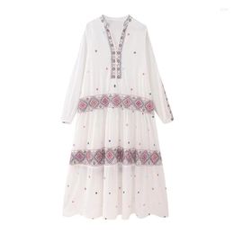 Casual Dresses 2023 Summer V-neck Long-sleeved Color-block Embroidery Dress Loose Retro Fashion Celebrity Temperament Long Skirt