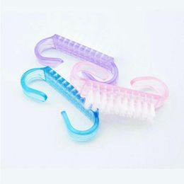 wholesale New Portable Remove Dust Angled Nail Brush Care Manicure Pedicure Nail Art Cleaning Soft Tool Hmexf