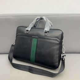 Borse per laptop di design per valigetta da uomo Borsa da scuola per computer ad alta capacità di moda Lettere classiche Borse di lusso in pelle