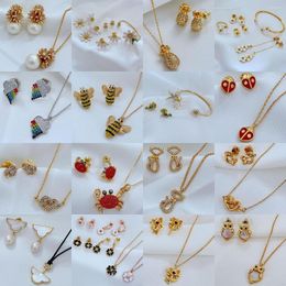 Chains Women's Necklace. Ear Studs. Bracelet. Suit. Jewelry. Fashion. Exquisite. Temperament. Trend. Luxurious. Design Sense