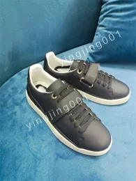 New Luxurys Designer Stripe Casual Shoes Fashionable Leather Lace-up Tennis Shoe Fabric Low Canvas Sports Men Women