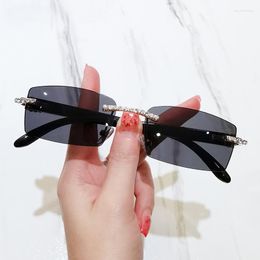 Sunglasses Fashion Square Eyewear Gradient Colors Rimless Diamond Women Vintage Rectangle Sun Glasses Female