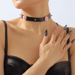 Choker Punk Sexy Leather Rivet Collar Necklace For Women Sweet Pink Flower Cool Black Adjustablbe Neck Jewellery Gift