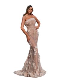 Nude Mermaid Evening Dresses Strapless Feather Crystal Elegant Prom Gowns Luxurious Sequined Plus Size Special Occasion Dress