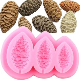 Baking Moulds Pine Cones Silicone Moulds DIY Christmas Cake Decorating Tools Cupcake Topper Fondant Mould Cookie Candy Chocolate Gumpaste