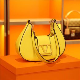 b04 Luxus-Designer-Tasche, Einkaufstasche, modische Kettentaschen, einfarbig, kleine quadratische Taschen, Valentinolinness, lässig, vielseitig, Schulter-Umhängetasche, de1