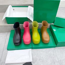 Designer boots trendy rain shoes thick bottom inside high avocado jelly colour anti-skid women waterproof rubber boots big head ankle rainboots with box