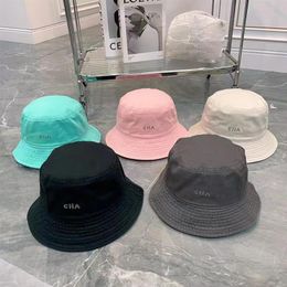 Women Summer Candy Colour Designer bucket hat Couple Outdoor Travel Sports Crystal Material Letter Embroidery 5 Colours casquette250n