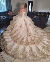 2023 Sexy Quinceanera Dresses Gold Champagne Sequined Lace Appliques Crystal Beads Halter Illusion Off Shoulder Tiered Plus Size Formal Party Prom Evening Gowns