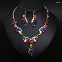 Chains 2023 European And American Light Luxury Water Drop Gem Short Necklace Earring Set Clavicle Dress Banquet Female Accessories