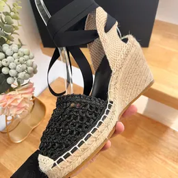 Designer Twine Braided Sandals Women Espadrille Strap Round Wedge Heel Heels Fashion Genuine Leather Fisherman Wedding Dress Party Shoes With Box matching bags