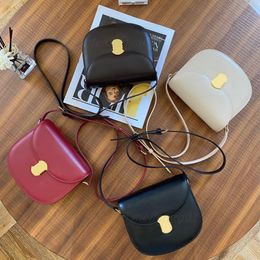 High Quality Shoulder Bags Luxurys Bags Womens Tote Handbag Crossbody Cattlehide Glossy Beach Bag Designer Mini Shoulder Clutch Bags