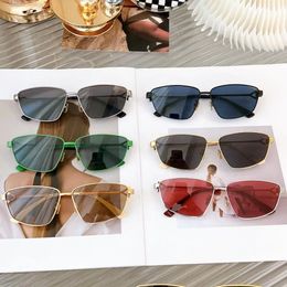 2023 European And American Cool Small Frame Titanium Alloy Popular New Style High Quality Cat Eye Grey Black Yellow Green Pink Lenses Women's Small Face Sunglasses