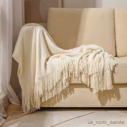 Blanket Nordic Knitted Tassels Fringe Sofa Blanket Cozy Lightweight Anti pilling Solid Color Blanket for Bed Couch Travel Camping R230617