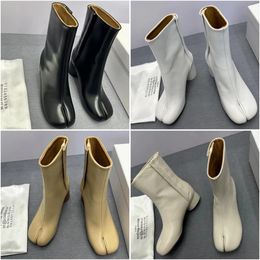 Tabi Angle Boots осень зимний дизайнеры мужчины женщины Tabi Broken Mirror Boots Luxury Fashion Leather Высококачественная 3,5 см 6 см 8 см.