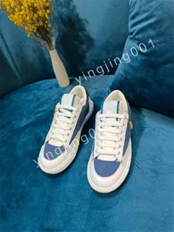 2023 Top Hot Fashion White Black Leather Calfskin Sneakers Shoe Comfort Outdoor Trainers Womens and men Casual Walking size35-46