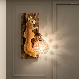 Wall Lamps Children's Room Lamp Vintage Decor Resin Squirrel Lights For Home Nordic Living Bedroom Background Lighting