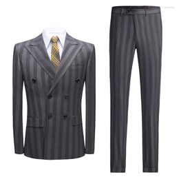 Men's Suits Men's Men's Slim Fit 2-Piece Suit Double Breasted Button Fashion Business Casual Wedding Christmas Party Formal Grey