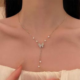 Pendant Necklaces New Shiny Zirconia Butterfly Necklace for Women Delicate Pearl Tassel Collarbone Chain Wedding Party Gift Jewelry 230613