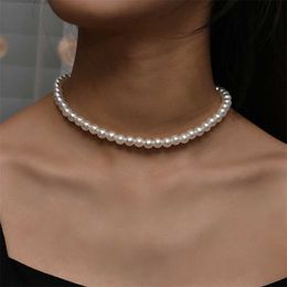 Beaded Necklaces Vintage Style Simple 6mm Pearl Chain Choker Necklace for Women Wedding Love Shell Pendant Fashion Jewelry Wholesale 230613