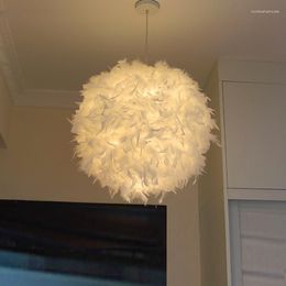 Chandeliers Chandelier Led Art Pendant Lamp Light White Round Feather Ball Bedroom Living Room Decorative Ceiling Pink Red Warm Hanging