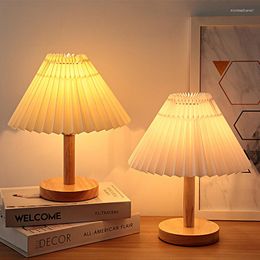 Table Lamps Pleated Lamp Nordic Ins Style Bedroom Bedside Decoration Night Light Net Red Atmosphere Modern Solid Wood