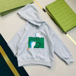 Barn hoodies tröja flickor pojke mode pullover designer brev tryck tröjor vinter huva tröjor baby barn casual topps lyxdesigner aaa