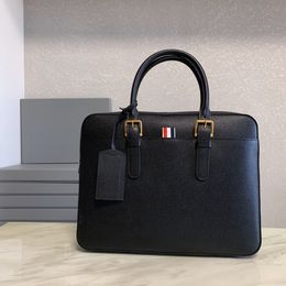 2023 classic men's briefcase high-end custom quality cowhide handbag ball grain material is very textured very recommended men like simple wind is very versatile