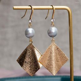 Dangle Earrings Sinya Grey Pearls Hoop Earring High Lustre Fashion Design Jewellery For Women Gift Year