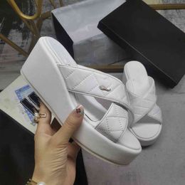 Fashion Designer Sandals Leather Channel Platform Heels Women CCity Classic Flip-Flops Summer sdfsdf