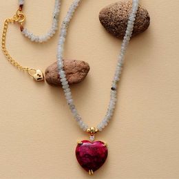 Pendant Necklaces Classic Natural Stones Red Heart Pendant Necklace Women Exquisite Short Choker Collar Jewelry Gifts Wholesale 230617