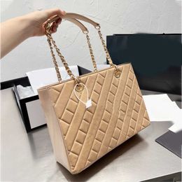 Designer Tote Mulheres Cadeia A Sacola Luxurys Bolsa Mulheres Bolsas Designers Moda Clássico Lady Caviar Shopping Bookbags