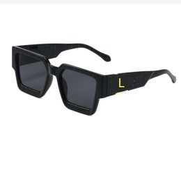 Flower Lens Sunglasses with Letter Designer Brand Sun Glasses Women Men Unisex Travelling Sunglass Black Grey Beach Adumbral 6200