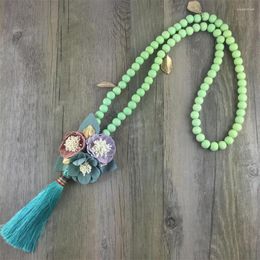 Pendant Necklaces Fashion Aqua Cloth Imitation Flower Metal Leaf Long 10mm Wood Bead Neckalce Woman Maxi Statement Necklace Accessories