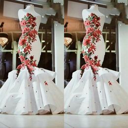 Gorgeous Red and White 3D Floral Flowers Mermaid Wedding Dress 2022 Sweetheart Satin Beading Ruched South Arabic Country Designer 233x