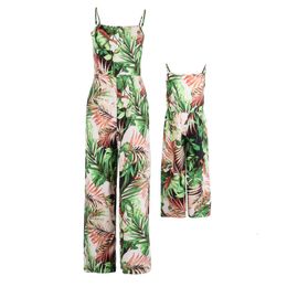 Family Matching Outfits Summer Family Matching Outfits Women Kids Girls Playsuit Clothes Sleevless Leaf Overalls For Mother And Daughter Beach 8 9y 230617