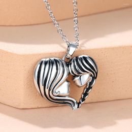 Pendant Necklaces Unique Mother Love Daughter Big Heart Clavicle For Women Antique Silver Colour Mom Necklace Party Jewellery Gifts