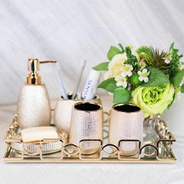 Sets European Electroplating Gold Bathroom Accessories Set Ceramic Nordic Modern Rose Gold Plaid Five Piece Set Shower Accessories