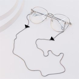 Fashion Men Women Designer Eyeglasses Chains Titanium Steel Mask Links Lanyard Luxury Sunglasses Chain Silver Earphone Sling Rope