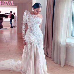 Retro Lace One Shoulder Mermaid Wedding Dresses Saudi Arabia Illusion Long Sleeve Tulle Sweep Train Bridal Gowns 2021 Spring180l